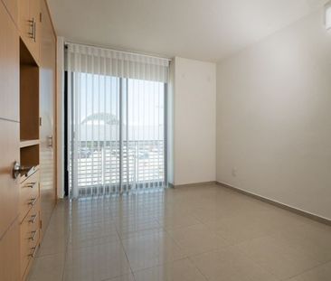 Departamento en Renta | Zona Plaza Galerías - Photo 1