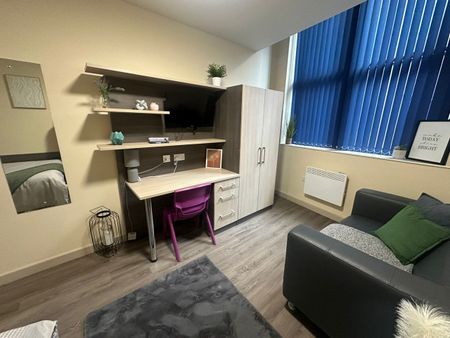 Studio Flat, Halley House, NG1 - Photo 4