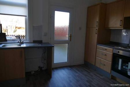 2 bedroom property to rent in Irvine - Photo 3