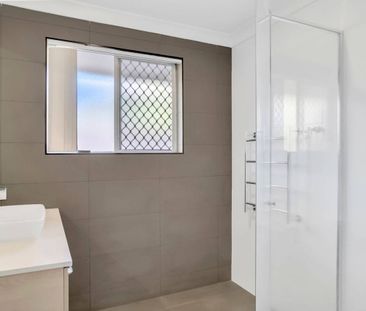 Beautifully Renovated Unit in a Fantastic Location - Photo 3