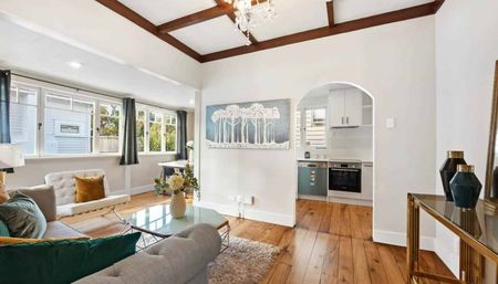 928A Mount Eden Road, Three Kings - Photo 3