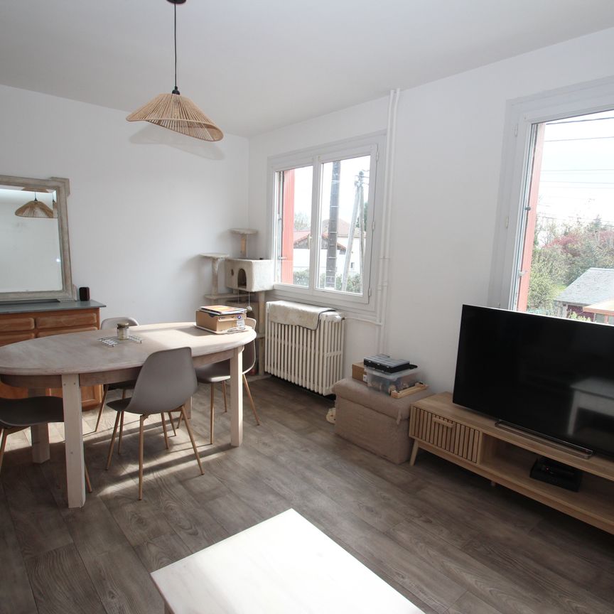 Location Appartement 4 pièces 69m² DECIZE 58300 - Photo 1