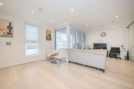 Studio to rent - Photo 2