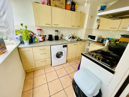 Room in a Shared Flat, Latimer, SE17 - Photo 4
