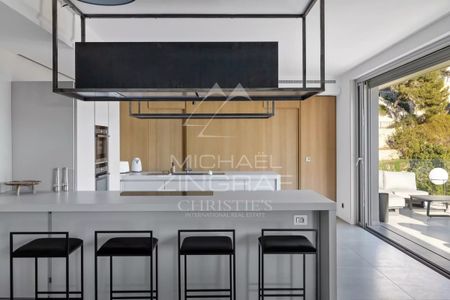 Villefranche-sur-Mer - Luxueuse villa contemporaine avec vue mer spectaculaire - Photo 4