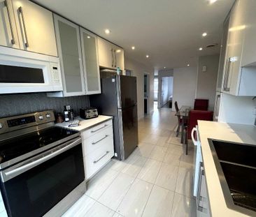 Vimont, Superbe 4½ moderne, lumineux, dernier étage (aucun voisin a... - Photo 2