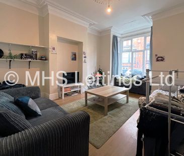 7 Bedroom Mid Terraced House for rent in Regent Park Terrace - Photo 2