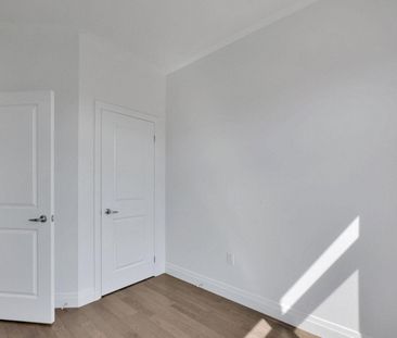 For Lease - 2536 Littlefield Crescent, Oakville, Ontario - Photo 6