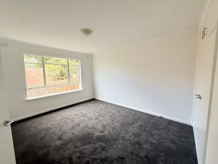 4/33 Carmichael Street, Ivanhoe East - Photo 2