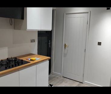 Studio Flat, Ha, CR7 - Photo 4