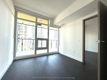 1 Concord Cityplace Way #916 - Photo 3