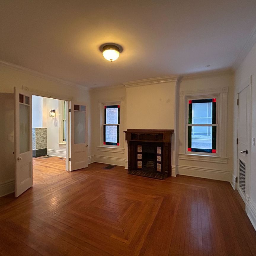 For Lease - 52 Churchill Avenue Unit# Main, Toronto, Ontario - Photo 1