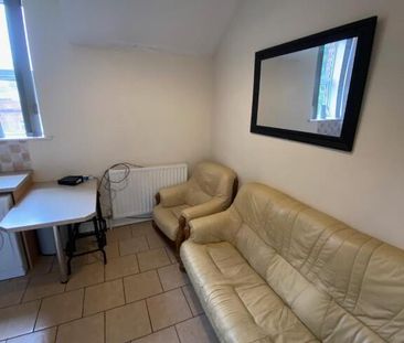 Great Apartment, 26c University Avenue, Queens University Quarter, ... - Photo 1