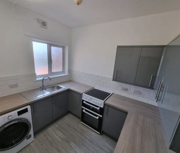2 Bed Flat, Hamstead Court, B19 - Photo 3