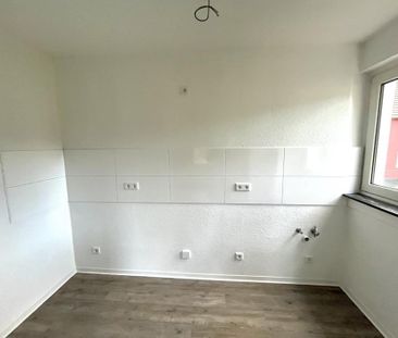 FAMILIENGLÜCK! 5-Zimmer Wohntraum mit 2 Bädern & Küchen - Photo 2