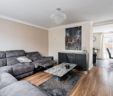 3 bedroom semi-detached house to rent - Photo 4