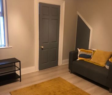 Apt 1, 94 Wellesley Avenue, Belfast BT9 6DH - Photo 1