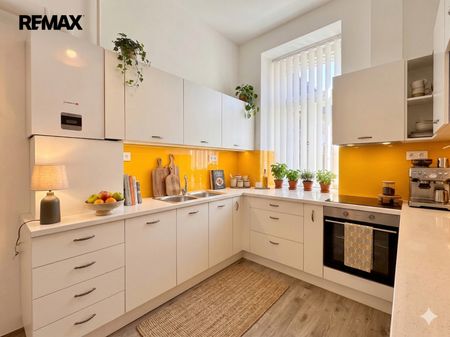 Pronájem bytu 2+kk 87 m², Biskupské nám. 841, Olomouc - Photo 5