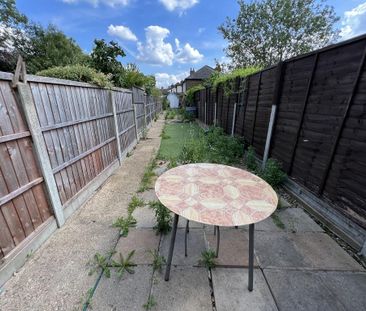 2 bedroom terraced house to rent - Photo 6