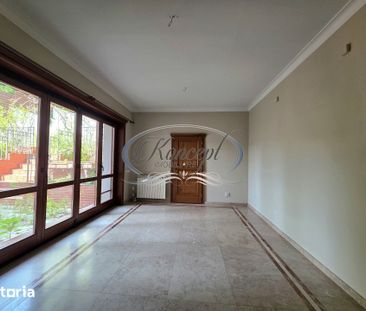 Casa reprezentativa in Gruia, vedere spre Cluj Arena - Fotografie 2