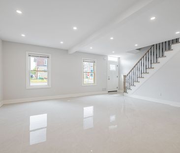 For Lease - 41 Arnold Crescent Unit# #1 (Main), Richmond Hill, Ontario - Photo 2