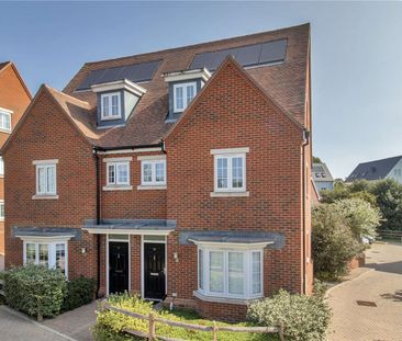 Semi-detached four bedroom home within a private development in Haw... - Photo 1