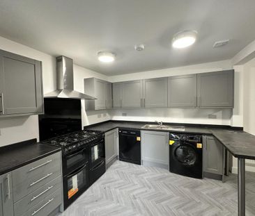 1 bedroom semi-detached house to rent - Photo 3