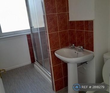 3 bedroom maisonette to rent - Photo 5
