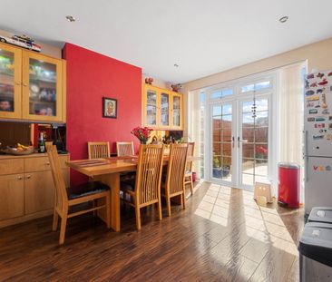 Hamilton Avenue, Cheam, SM3 - Photo 2