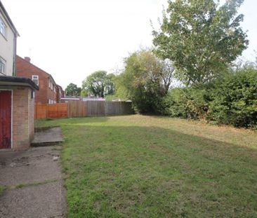 1 bed Flat for rent - Photo 5