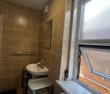 Ashley Road, Poole, Dorset, BH14 - Photo 4