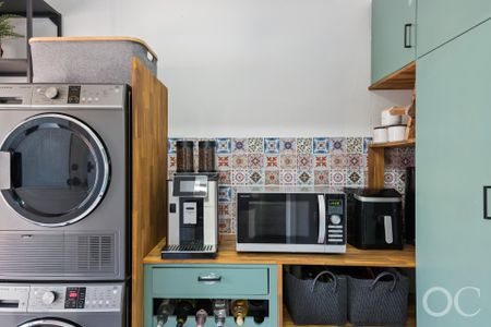Open the Door to Effortless Eastern Suburbs Living - Photo 2