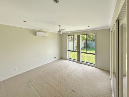THE IDEAL FAMILY HOME IN SOUGHT-AFTER WARNERS BAY - Photo 5