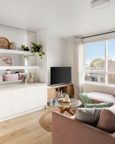 Thinking of selling? Contact our agent - Photo 3