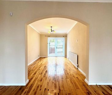 4 Rockland Crescent, - Photo 1