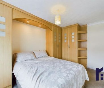 3 bedroom semi-detached house to rent - Photo 4