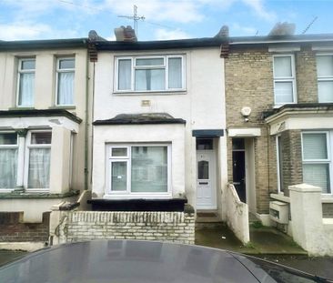 3 bedroom terraced house to rent - Photo 1