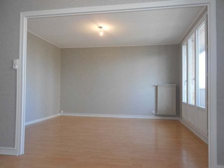 Location Appartement 4 pièces 67m² BESANCON 25000 - Photo 2