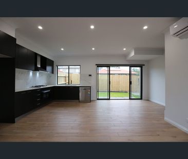 3/12 Whiteside Street, Springvale, Vic 3171 - Photo 4