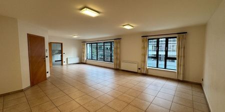 Appartement te huur in Gent voor € 1.500 met 3 slaapkamers - Photo 3