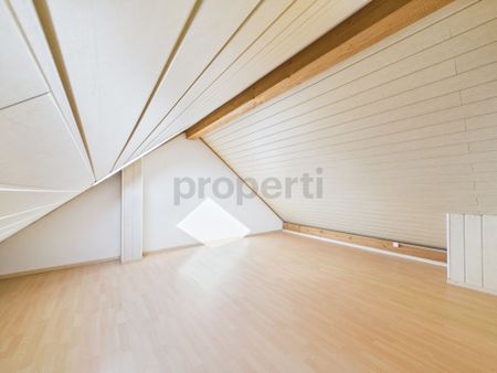 Maison jumelée rénovée de 5.5 pièces avec jardin, véranda et grand salon cadre familial calme à Le Mont-sur-Lausanne - Photo 5