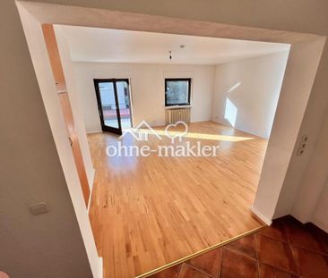 Helles 1-Zimmer-Apartment mit Balkon, Stellplatz & Einbauküche in r... - Foto 1