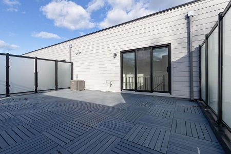 For Lease - 66 Long Branch Avenue Unit# 16, Toronto, Ontario - Photo 2