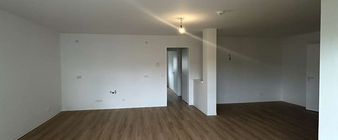++Frisch Sanierte 4-RW mit Balkon und 2 Badezimmer++ - Foto 1