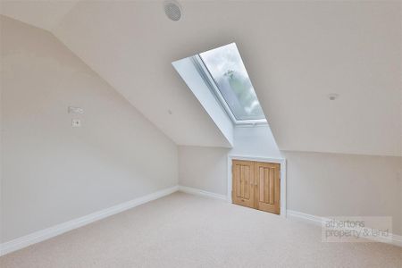 3 bedroom apartment to rent - Photo 4