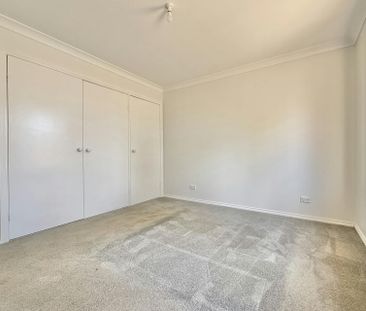 Charming 4-Bedroom Family Home with Relaxed, Low-Maintenance Living - Photo 6