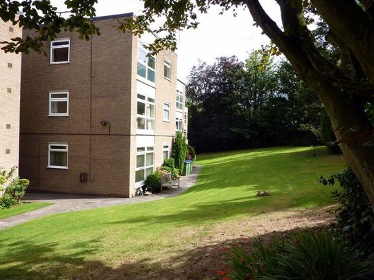 Leicester Close, Bearwood, B67 - Photo 1