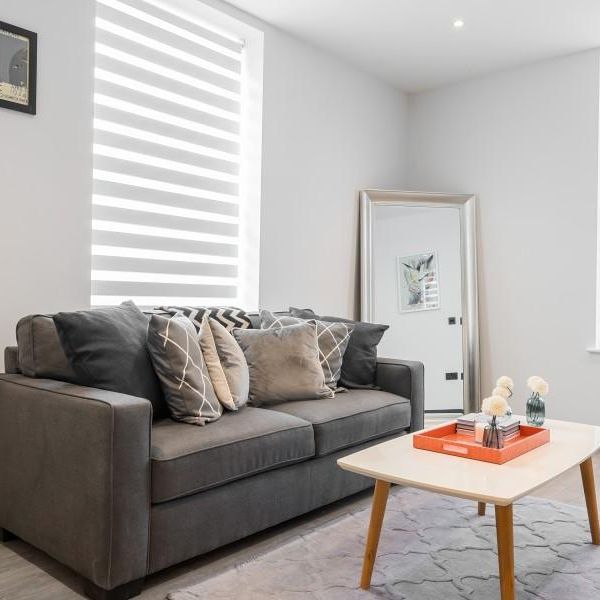 1 bedroom flat to rent - Photo 1