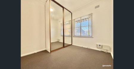 Freshly Updated Family Home with Poolside Entertaining! - Photo 3