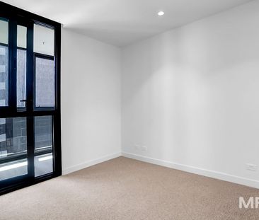 2109/135 A'Beckett Street, Melbourne - Photo 3